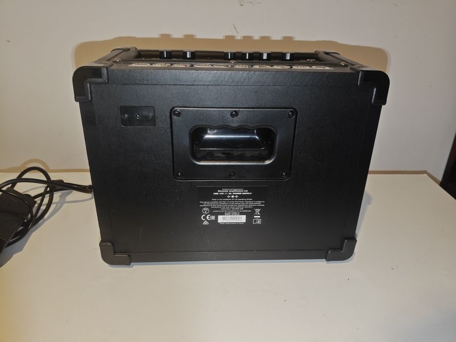 Amplificator chitară Blackstar ID:Core Stereo 10 V3 – impecabil