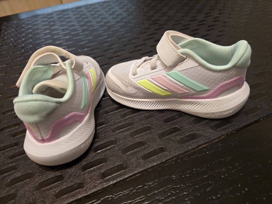 Adidasi Adidas copii, marime 22