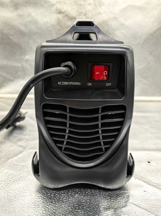 Aparat sudura invertor MMA Royal Kraft 300A digital 399 lei