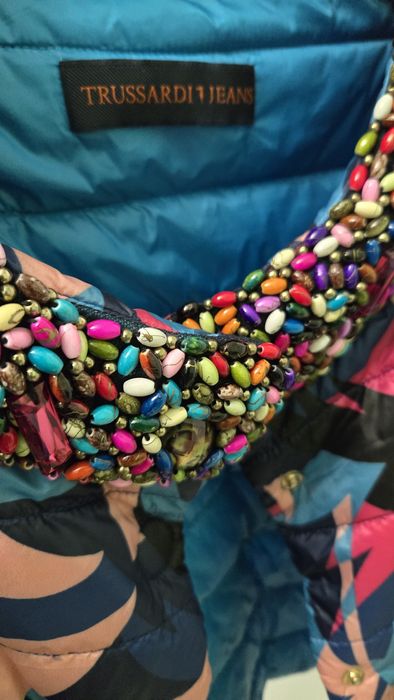 Продам модную курточку