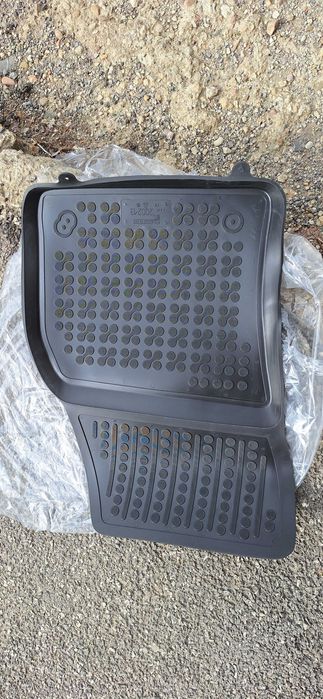 Нови качествени  гумени стелки за VW TIGUAN ALLSPACE, SKODA KODIAK