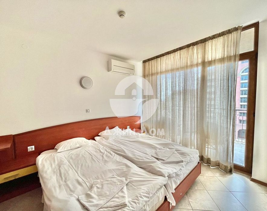 Продава се Двустаен апартамент в к.к. Слънчев бряг - 71 кв.м за 1000 €/кв.м - Снимка #4