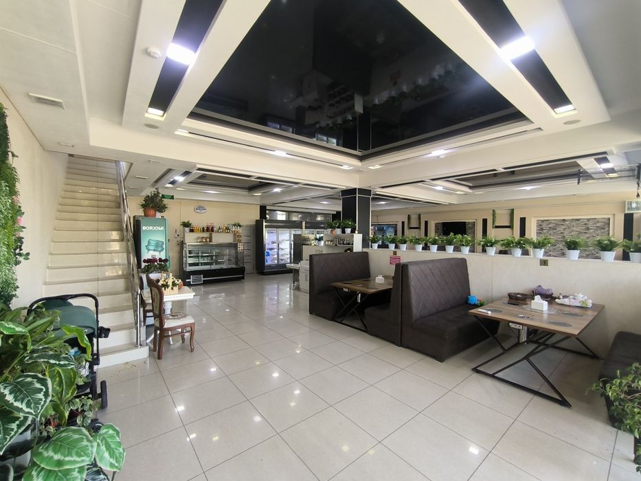 КАФЕ Арендага берилади.700м².Соффийский.