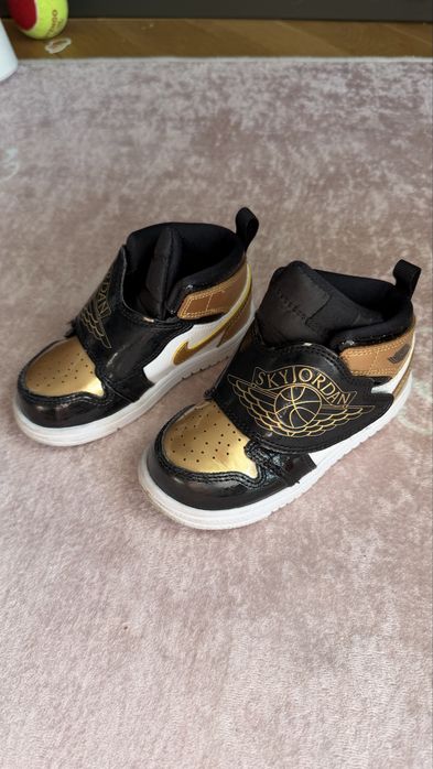 Детски обувки Nike Sky Jordan