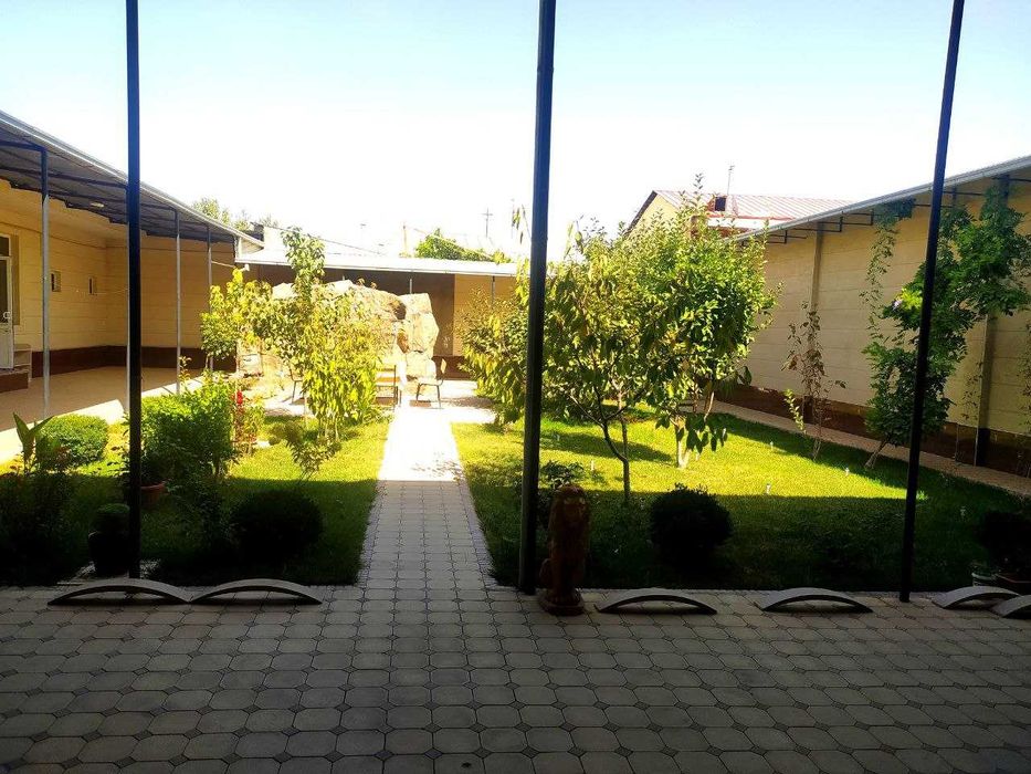 Элитный Ховли сотилади 9 хона 7 сотик Уй Дурмон центр Кибрай рн