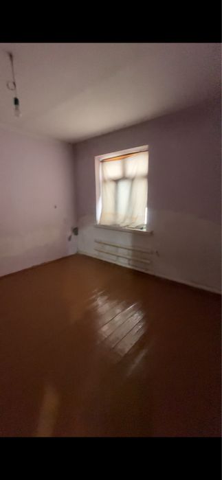 Келес. Масиф. 3/1/2. Дом. Сотилади. 1. Этаж. 3. Хона. 70/ к/в.