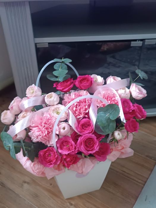 Продам цветы свежий сегодняшний 12500