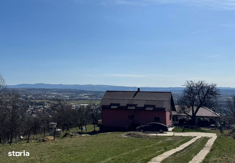 Casa de vanzare, 134 mp, teren 1300 mp, zona Vest