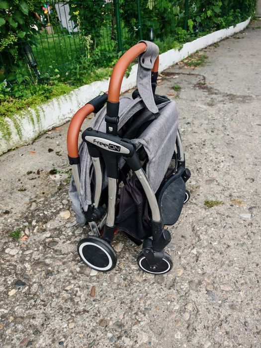Cărucior sport FreeOn