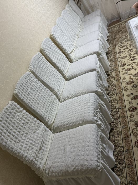 Продаются прочные и удобные деревянные стулья