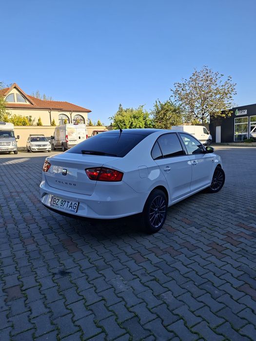 Vând Seat Toledo IV