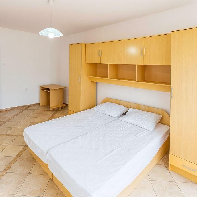 Дава се под наем Тристаен апартамент в Варна, Чайка - 100 кв.м за 548.25 € - Снимка #4