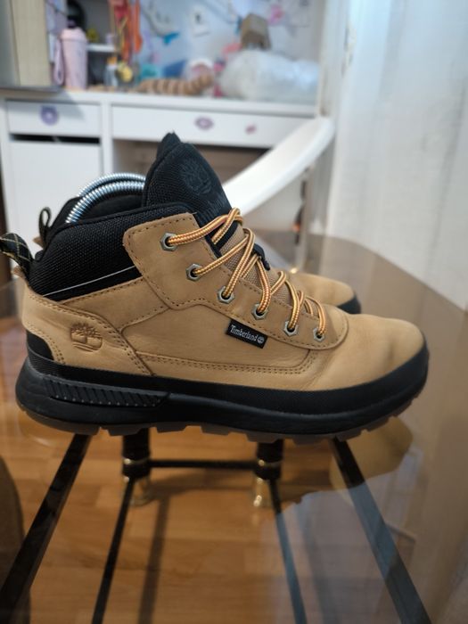 Ghete Timberland piele nubuc 39