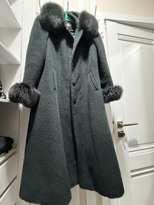 Женское шерстяное пальто
