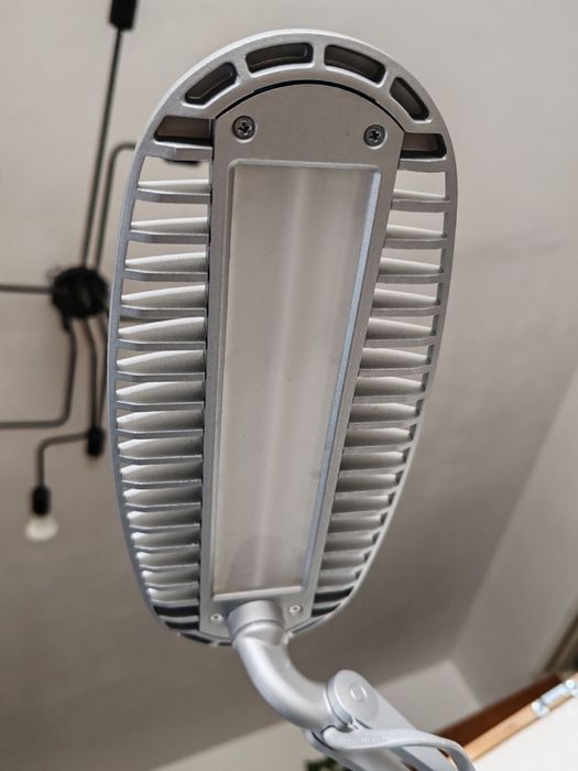 Lampă Wave Light de birou
