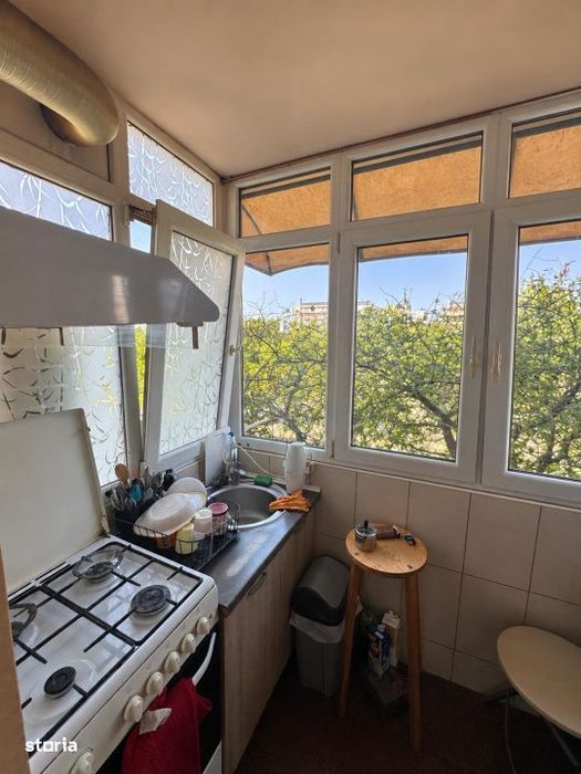 Apartament doua camere decomandat, Brazda, Etaj 1