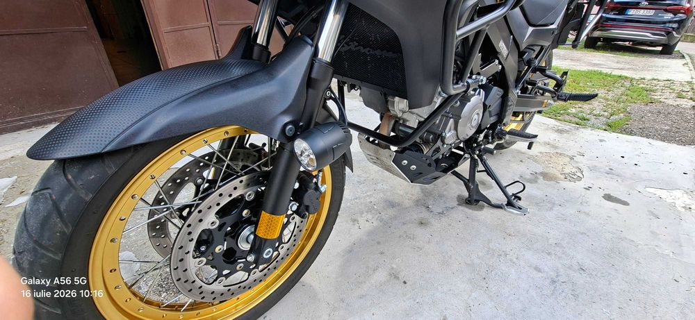 Suzuki V Strom 650 XT
