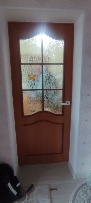 Межкомнатные деревянные двери.