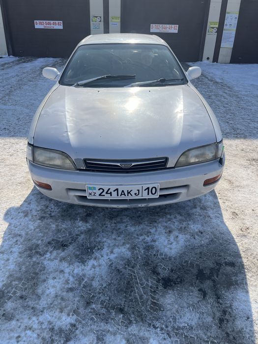 Тойота корона эксив