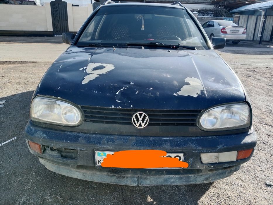 Гольф 3, 1.8 объем механ