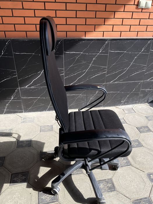 Продам офисное кресло