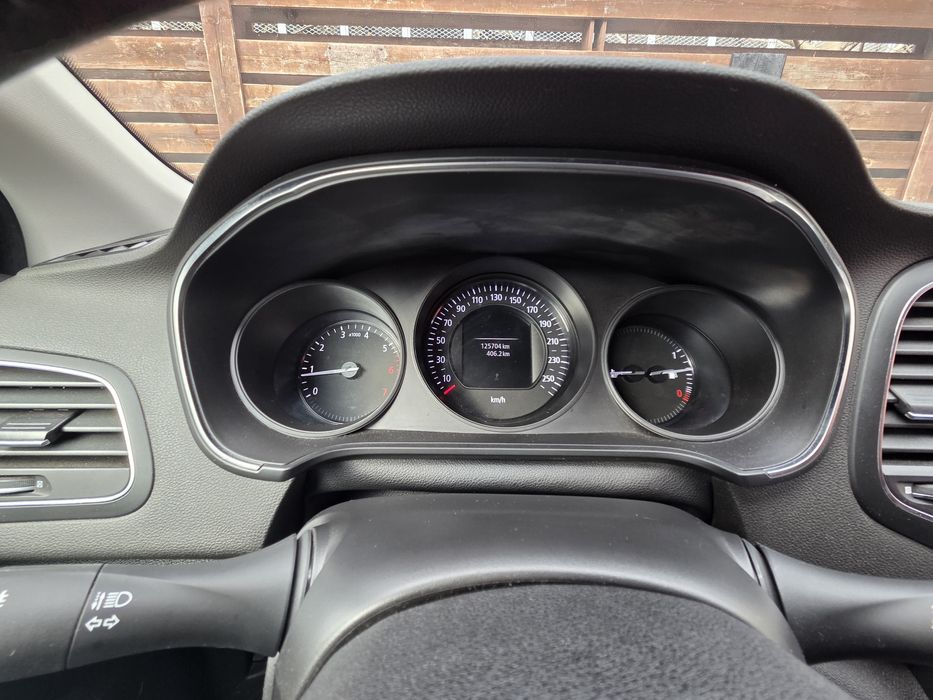 Renault Megane IV Sedan 2019 – 1.33 TCe – Primul Proprietar