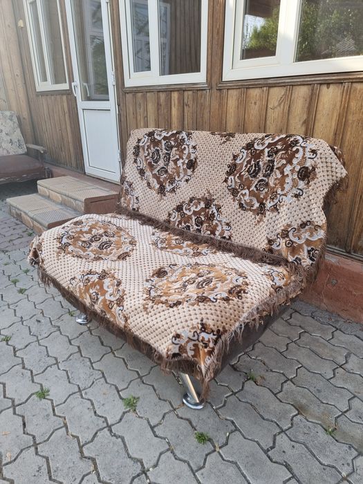 Диван тройка мягкая мебель.