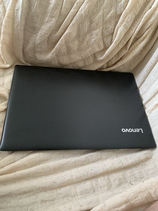Ноутбук Lenovo IdeaPad 320/330.
