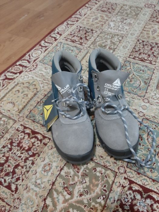 Спецобувь Delta plus