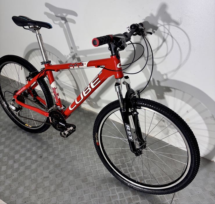 Алуминиев велосипед Cube Aim 26 цола/ колело