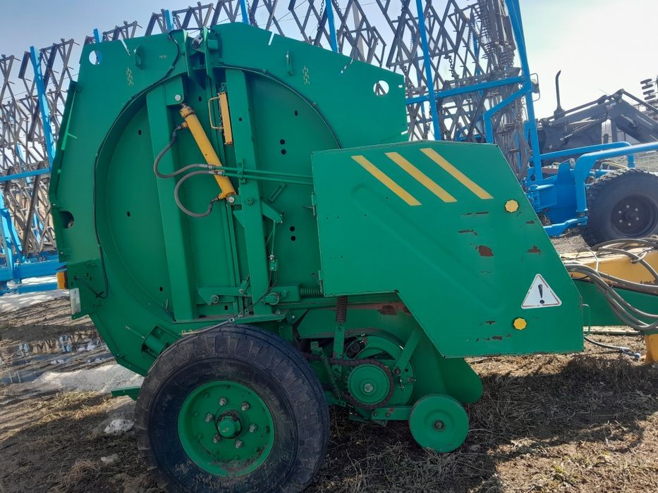 Продам прессподборщик