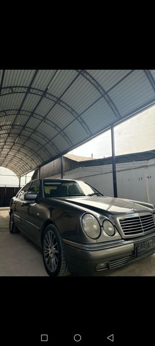 Мерседес w210...