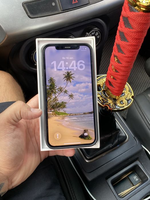Продам iPhone 12/128