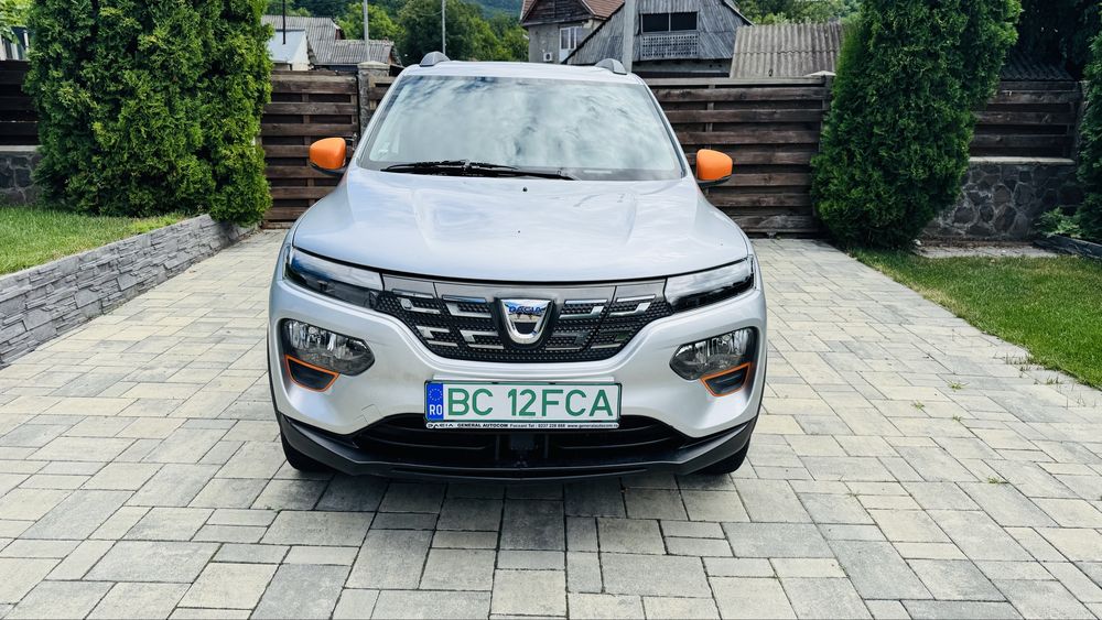 Proprietar vând Dacia Spring an 2023 in garantie