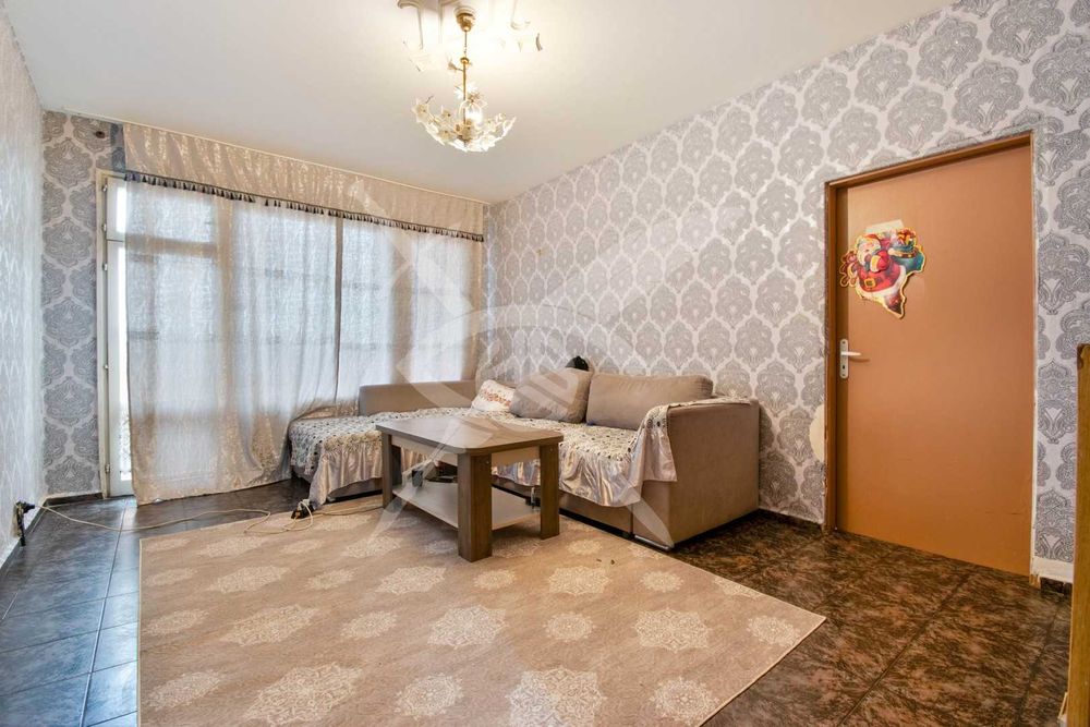 ЕКСКЛУЗИНО ! Тристаен апартамент в кв. Ботунец № 97317