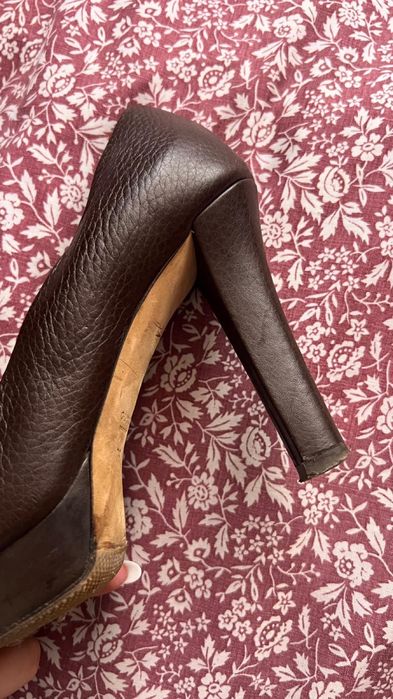 Pantofi Gucci piele maro 38