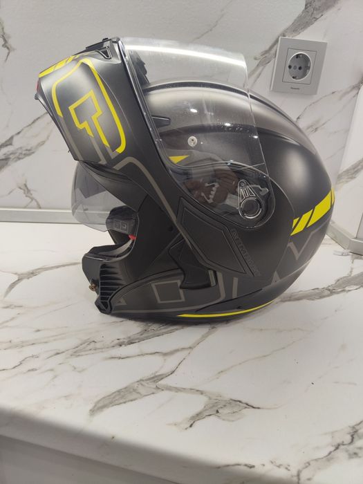 Каска AGV модуларна размер S