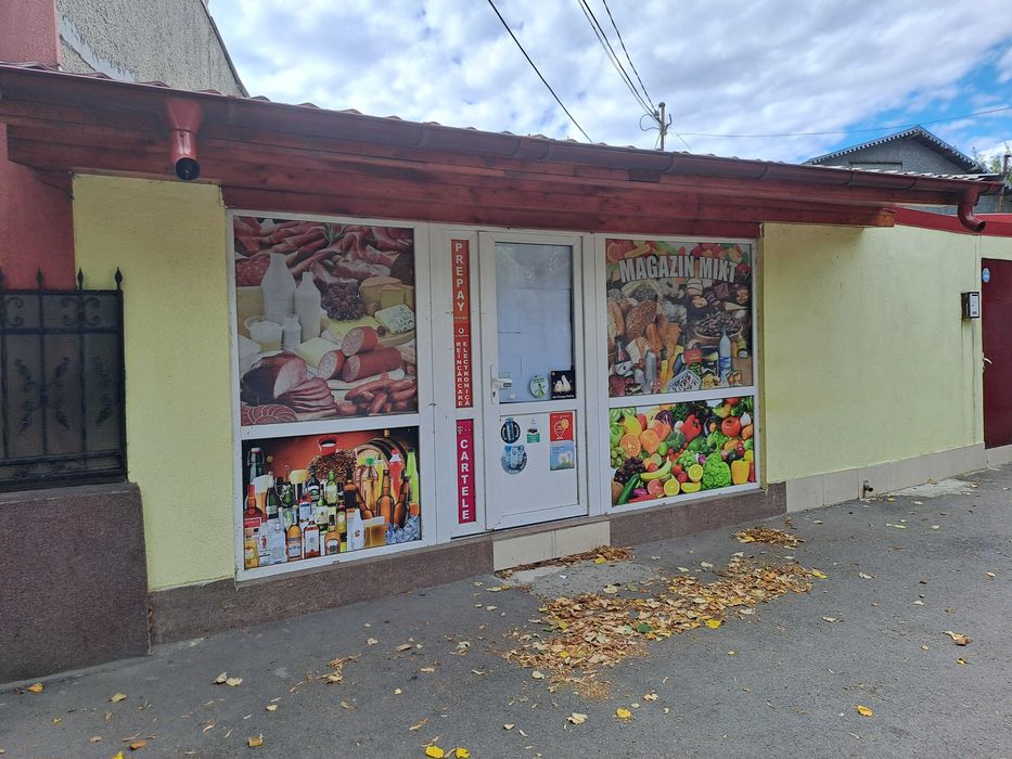 Inchiriez casa 5 camere 2 bai si spatiu comercial aproape de Mall