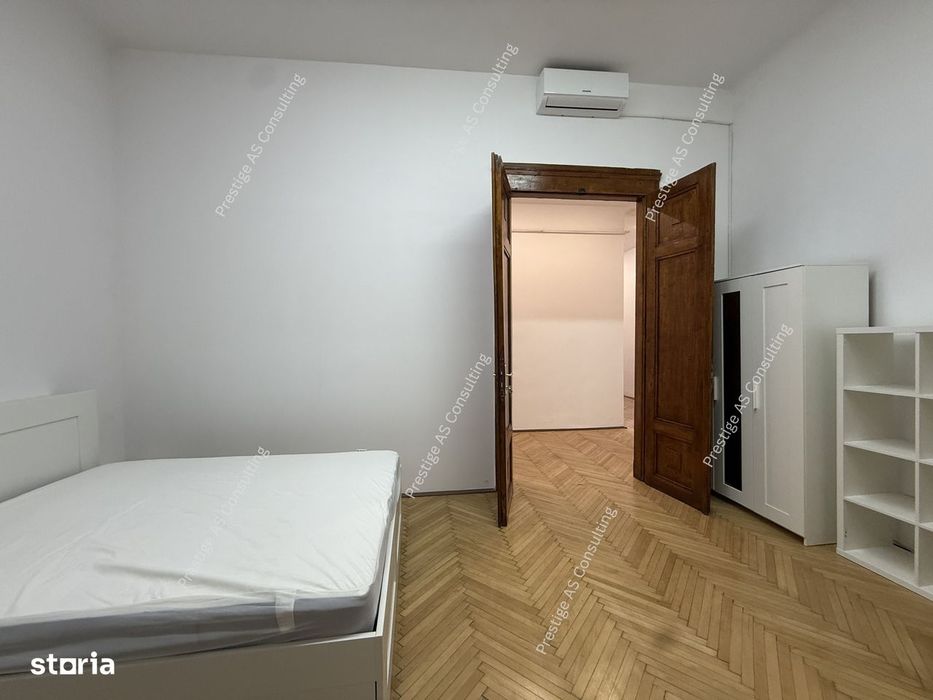 Apartament Patrimonial 150 mp | Balcon cu vedere directa spre Piata Vi
