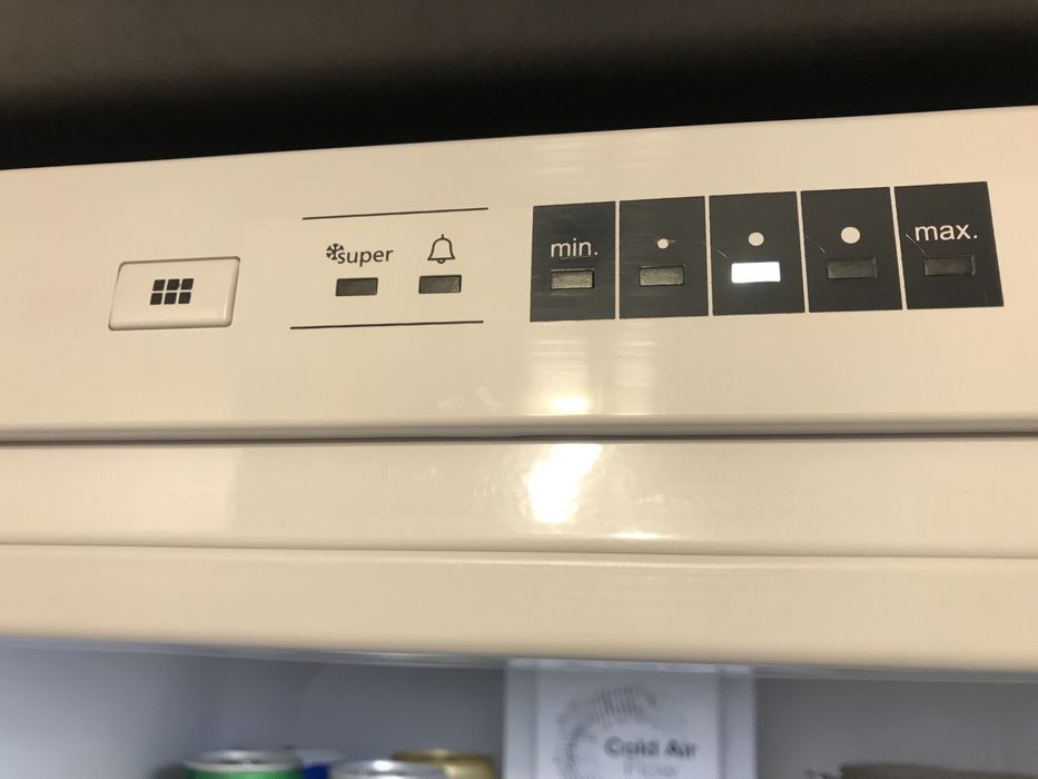 Хладилник за вграждане Евролукс Eurolux