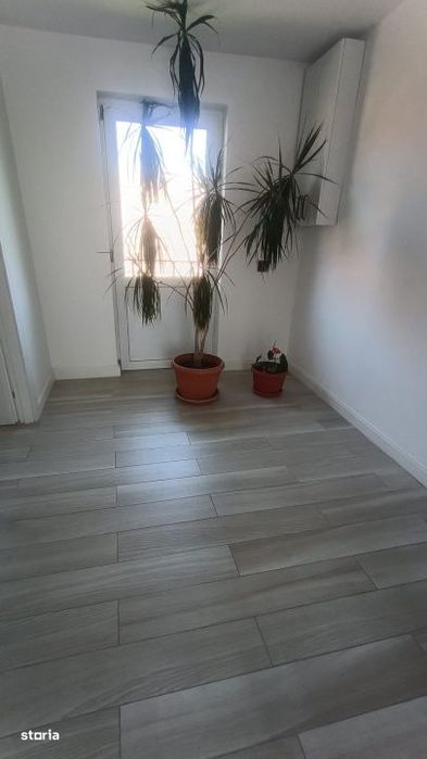 Casa P+1 de vanzare, 125 mp, zona Romanesti