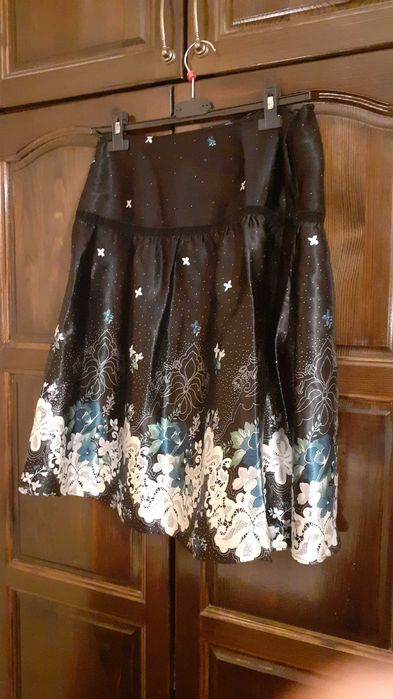 Разкошна сатенена макси пола