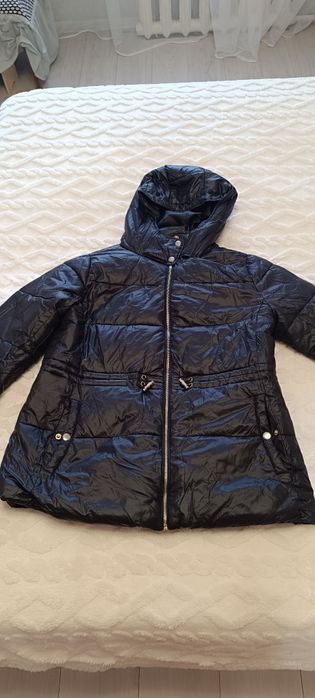 Продам куртки женские