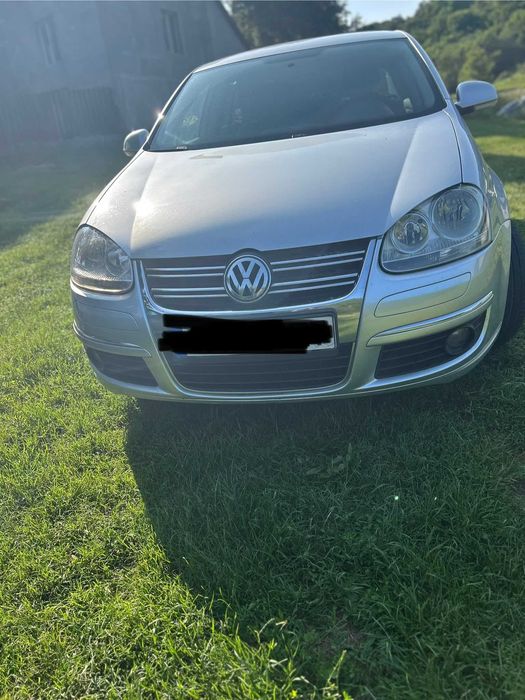 VOLKSWAGEN Jetta 2010 — imagine 4