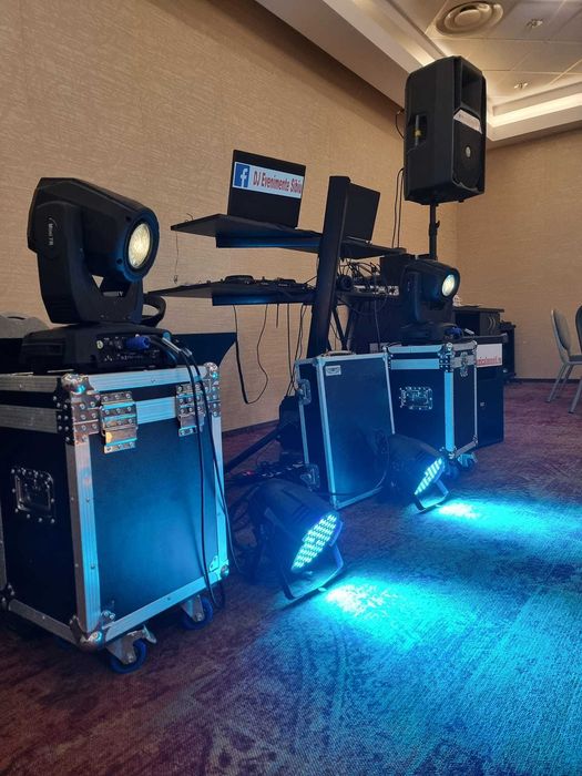 Moving head 7 R mini 230 w cu case individual, moving head MINI LED BEAM RGB 12* 12 W, led par 64 RGB argintiu