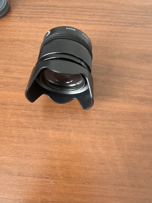 Продам объектив Sony