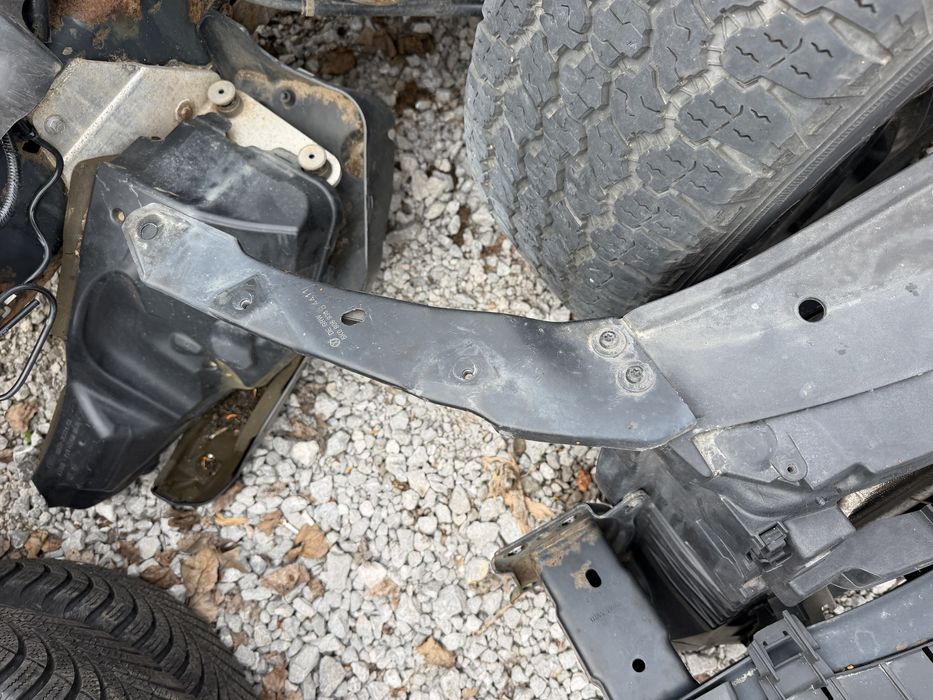 Маска с радиатори перка и греда Volkswagen Golf 6 2.0tdi