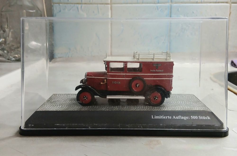 Антична количка       .