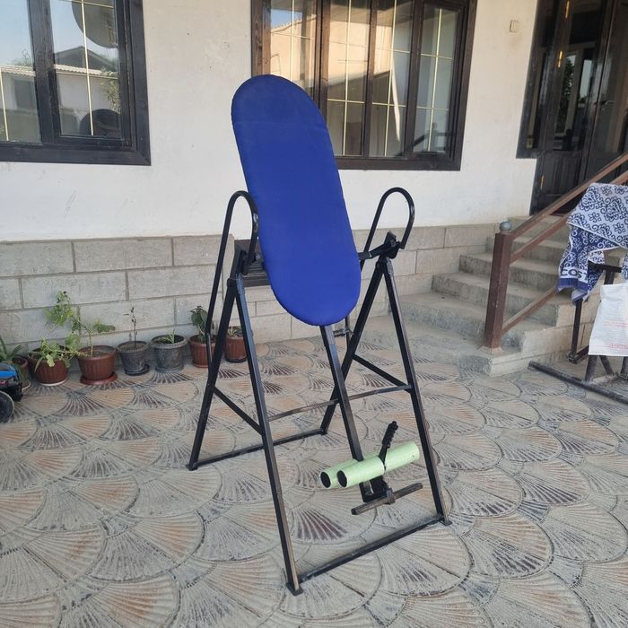 Инверсионный стол для лечения позвоночника