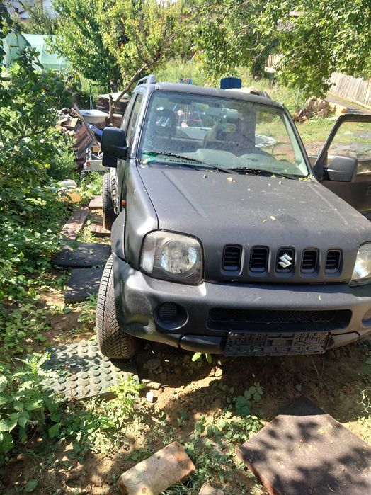 Vand Suzuki Jimny avariat, an 2005 BENZINA 1,3